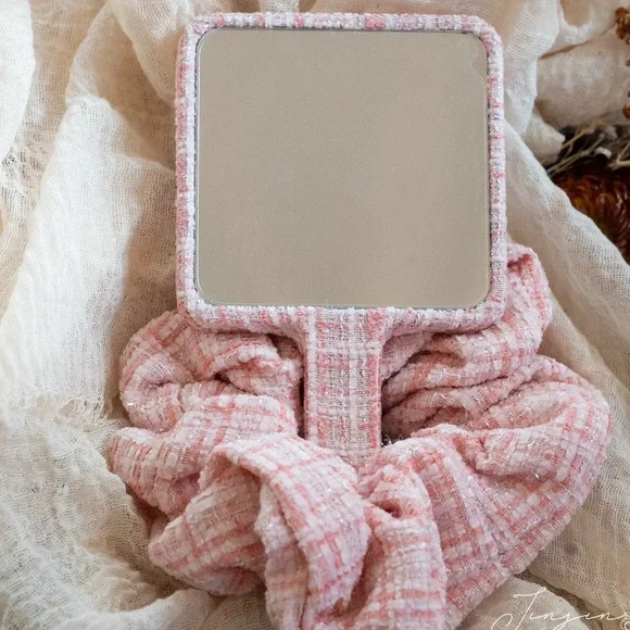 3CE Hair & Mirror Accessory - Picture 2 of 9